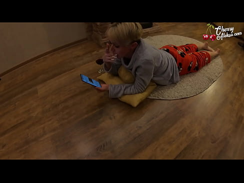 ❤️ Шалёная бландынка смокча велізарны член і падскоквае на ім - анальны сэкс ️❌ Чортнае відэа  у нас be.centr-klassiki.ru